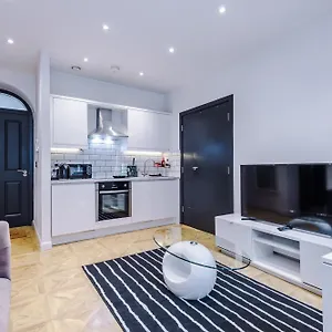 https://53-the-calls.yorkshirehotels.net